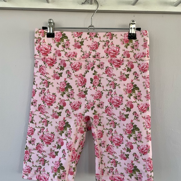 🎀 LoveShackFancy x Bandier Biker Shorts 🎀 - Picture 2 of 6